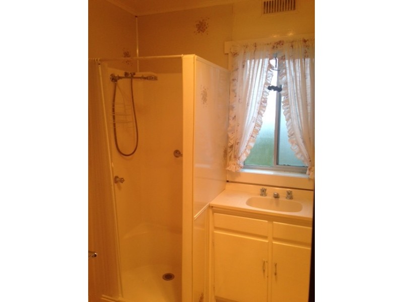 18 Meech Street, Currie, King Island TAS 7256