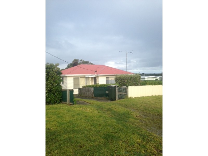 18 Meech Street, Currie, King Island TAS 7256