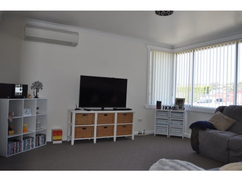 2 Bugg Street, Smithton TAS 7330