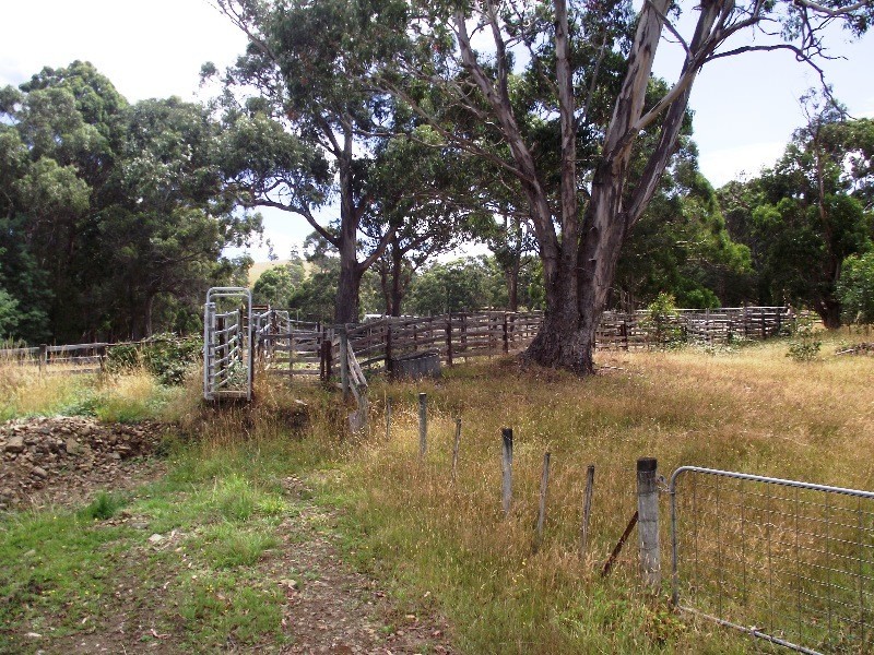 . Harwoods Road, Geeveston TAS 7116