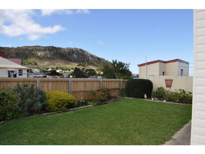 17 Marine Esplanade, Stanley TAS 7331