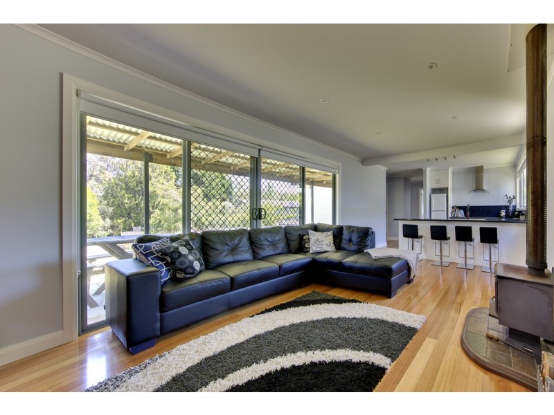 8 Reserve Road, Coles Bay TAS 7215