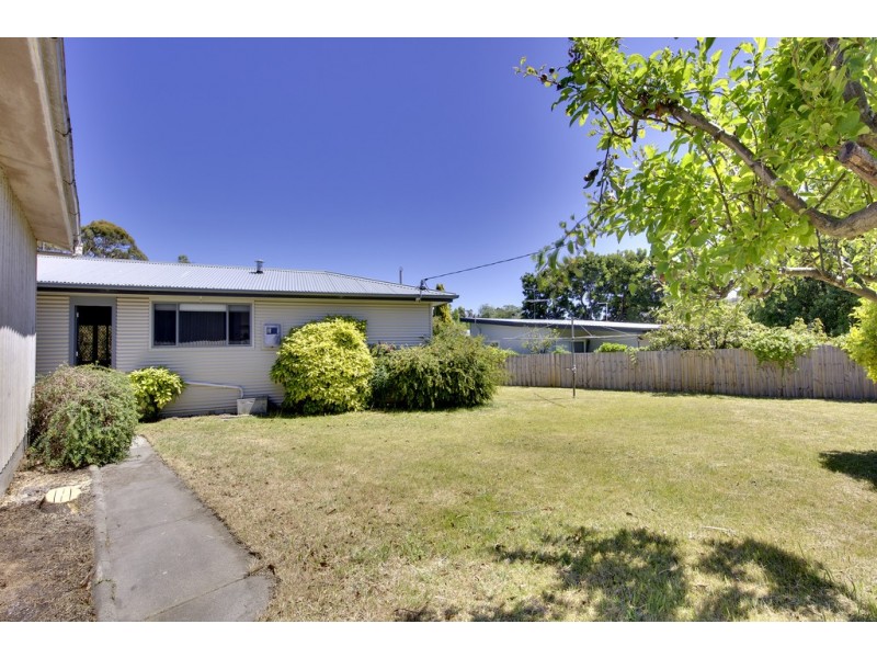8 Reserve Road, Coles Bay TAS 7215