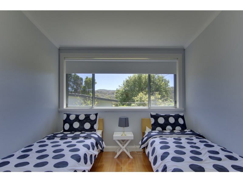 8 Reserve Road, Coles Bay TAS 7215