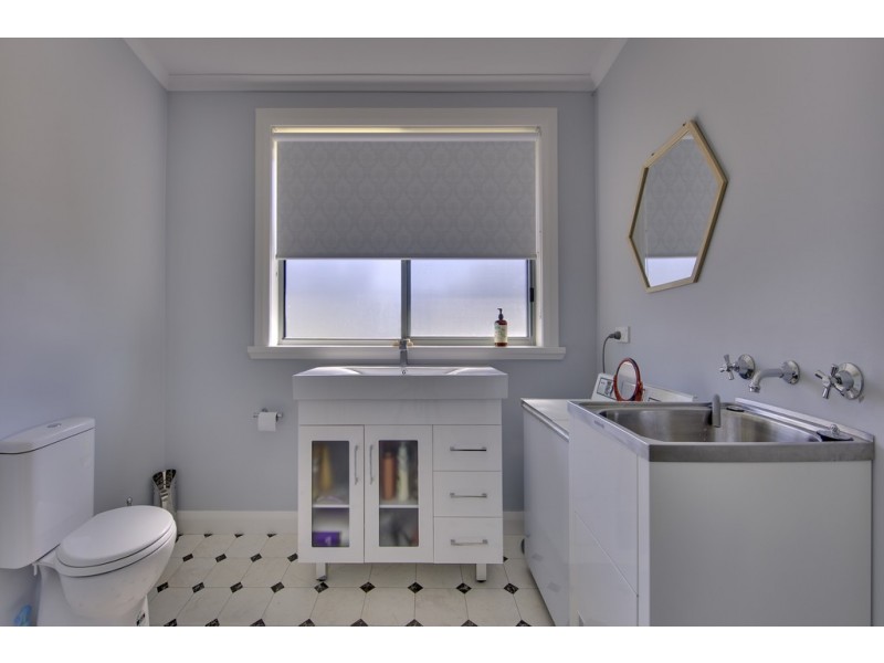 8 Reserve Road, Coles Bay TAS 7215