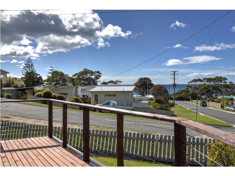 10 Douglas Street, Bicheno TAS 7215
