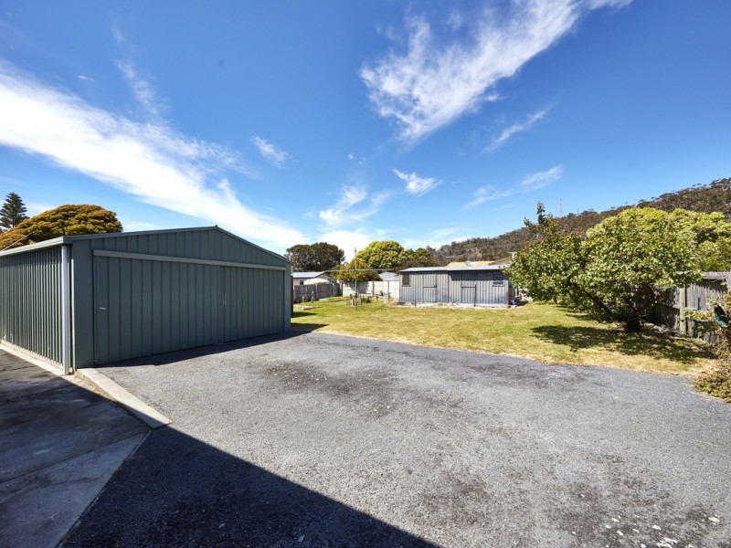 2 Banksia Street, Bicheno TAS 7215