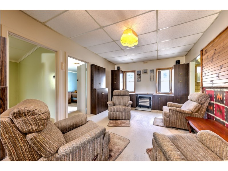 7 Florence Street, Coles Bay TAS 7215