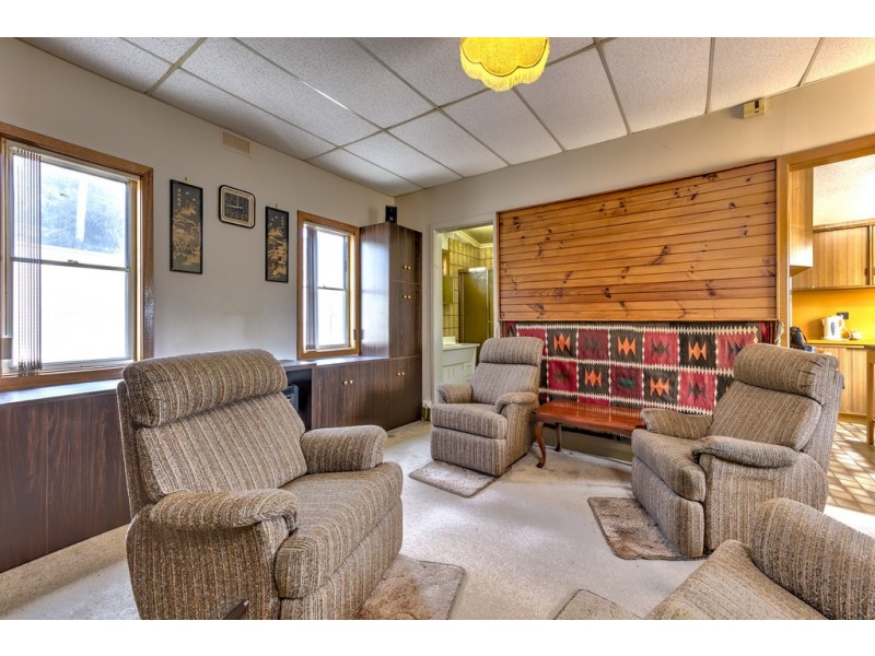 7 Florence Street, Coles Bay TAS 7215