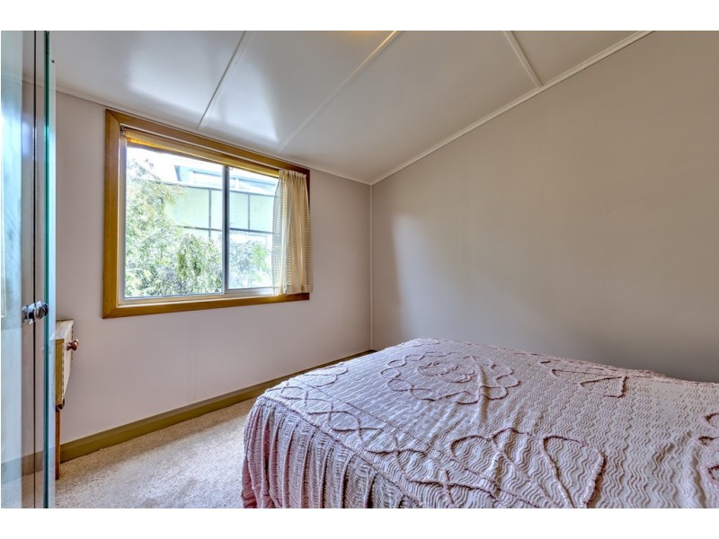 7 Florence Street, Coles Bay TAS 7215