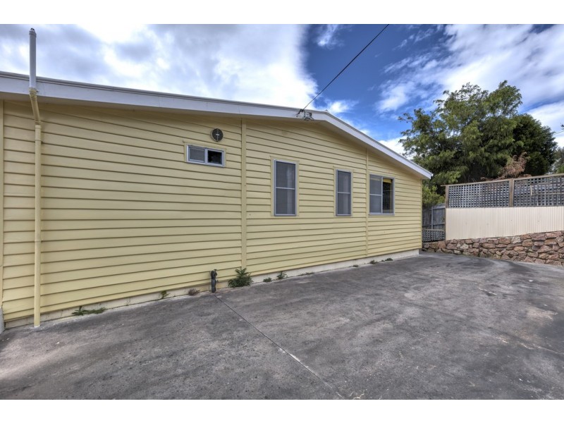 7 Florence Street, Coles Bay TAS 7215