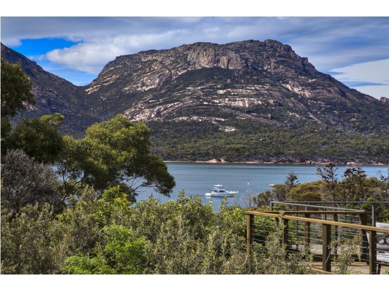 7 Florence Street, Coles Bay TAS 7215