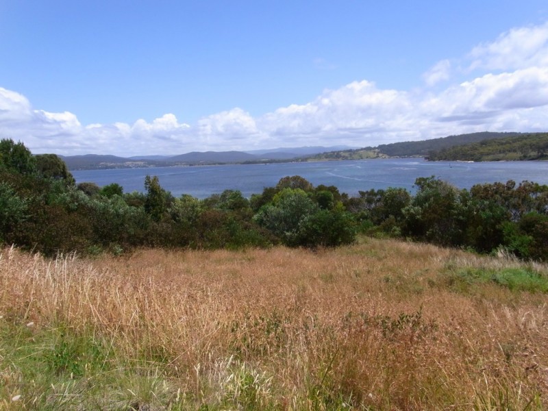 34 Kiama Parade, Akaroa TAS 7216