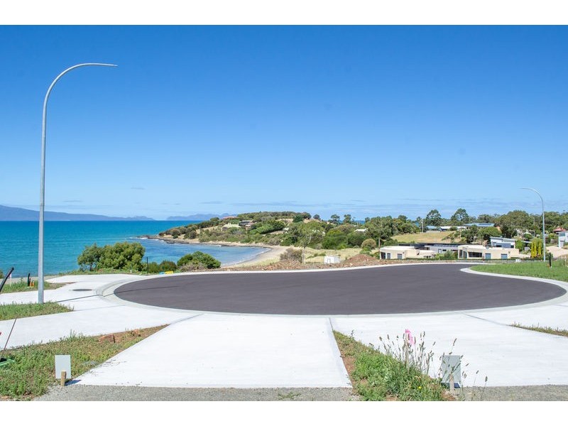 Lots 9 – 29 Aqua Sands Drive, Swansea TAS 7190