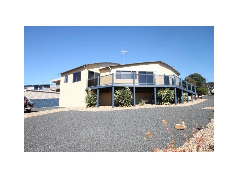 42 Hazards View Drive, Coles Bay TAS 7215