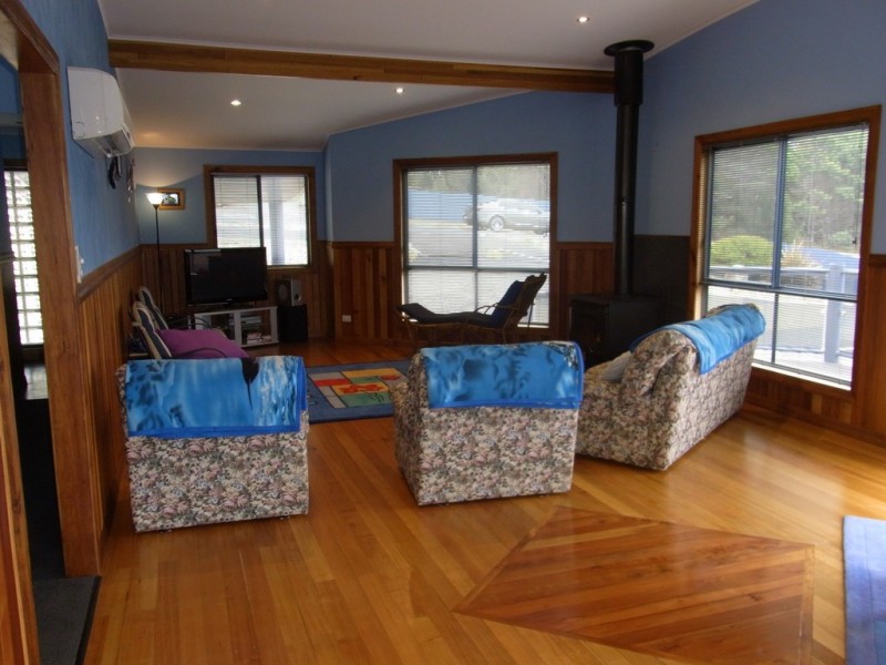 42 Hazards View Drive, Coles Bay TAS 7215