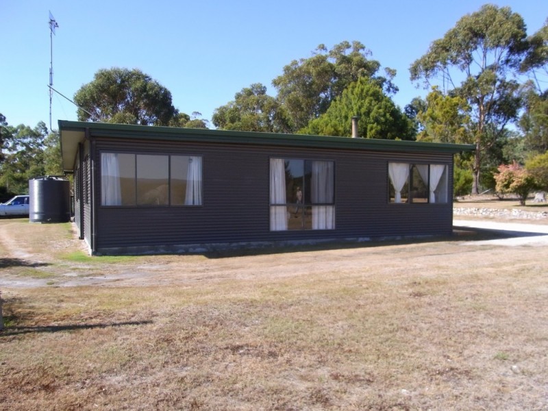 408 Upper Scamander Road, Scamander TAS 7215