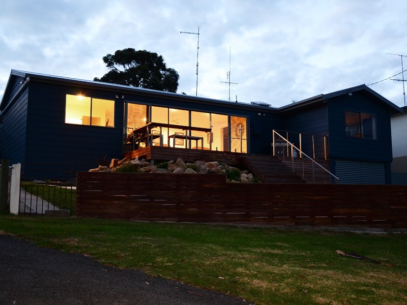 37 Jetty Road, Coles Bay TAS 7215