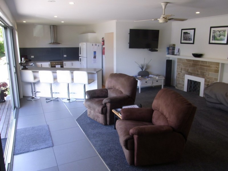 37 Jetty Road, Coles Bay TAS 7215