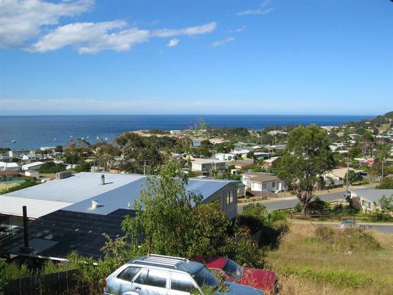 17 Levy Street, Bicheno TAS 7215