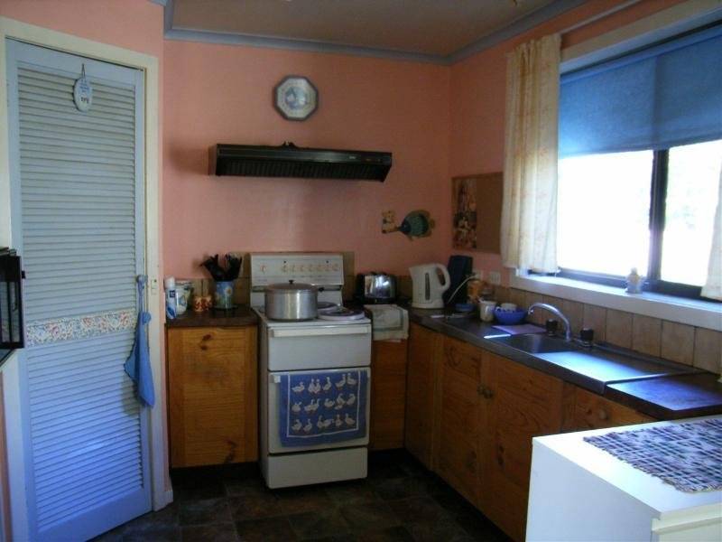 16 Cathcart Street, Swansea TAS 7190