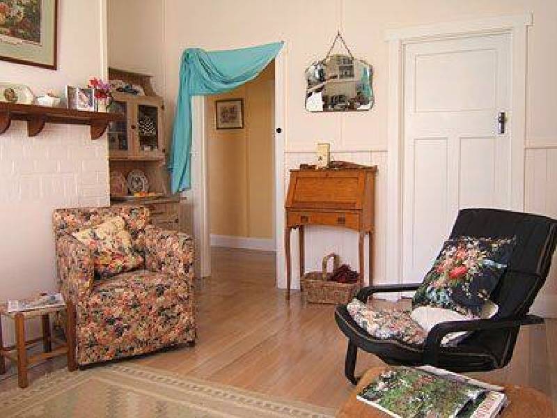 27 Wellington Street, Swansea TAS 7190