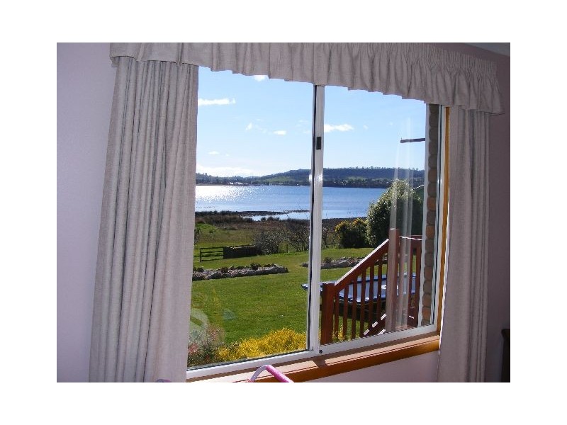 5 Barton Avenue, Orford TAS 7190