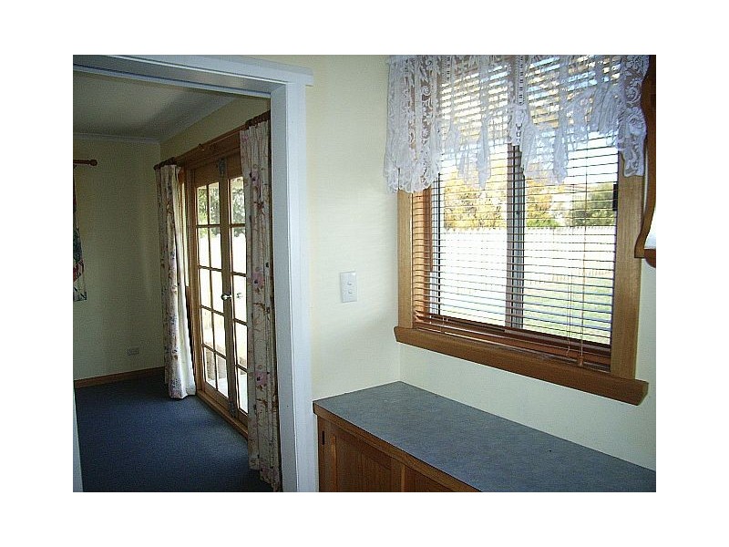 6 Wellington St, Swansea TAS 7190