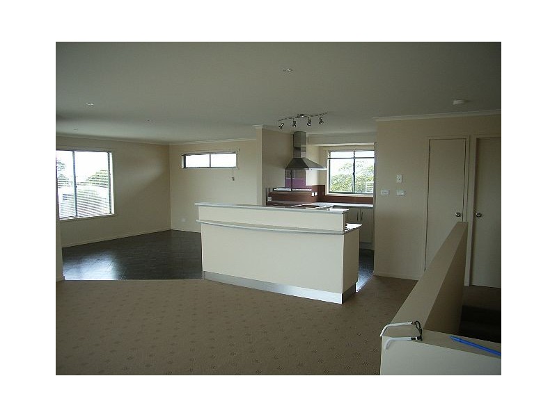 Unit 1 20 Meredith Court, Swansea TAS 7190