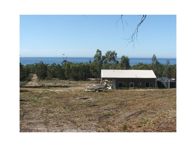 116  HARVEYS FARM RD, Bicheno TAS 7215