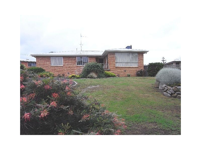 1 Lord Street, Triabunna TAS 7190