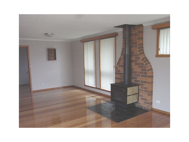 1 Lord Street, Triabunna TAS 7190
