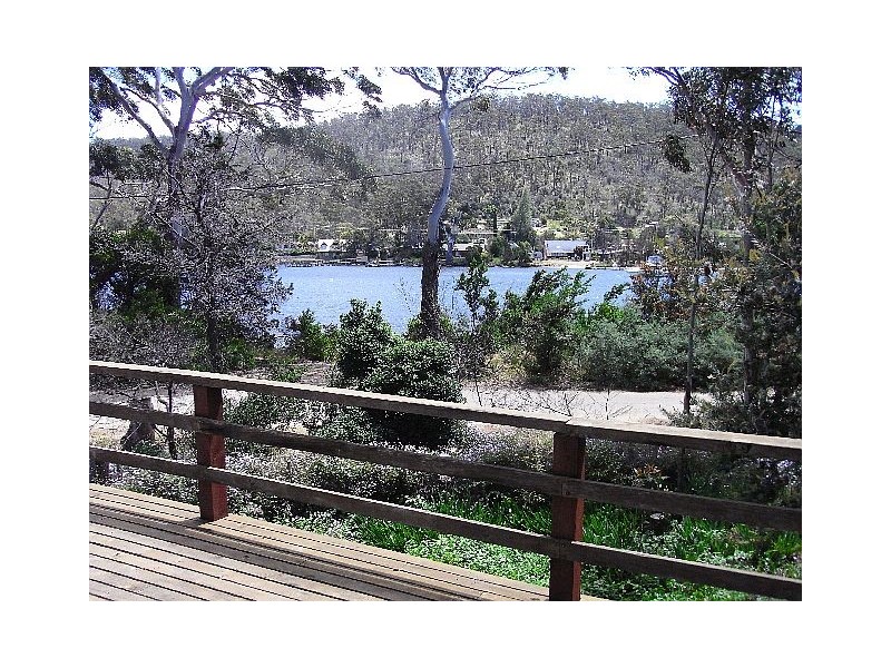 1 Cross St, Orford TAS 7190