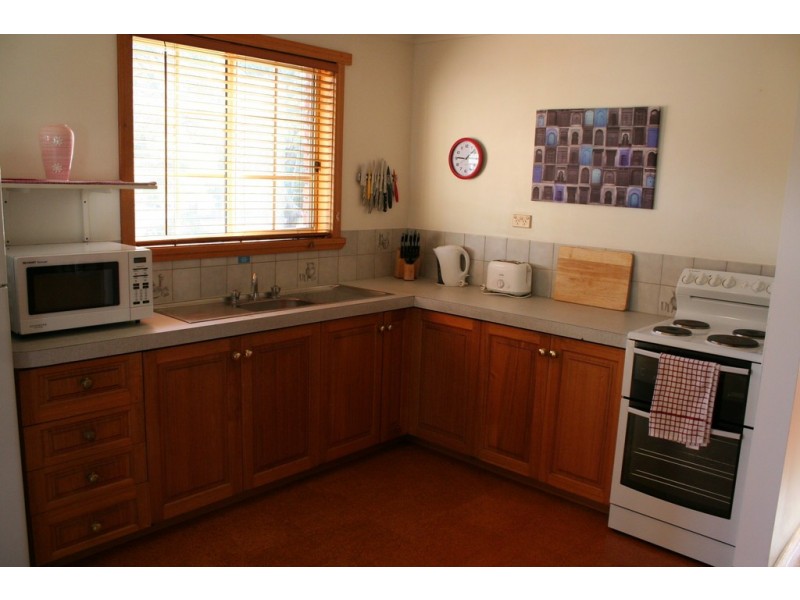 12 Hazards View Drive, Coles Bay TAS 7215