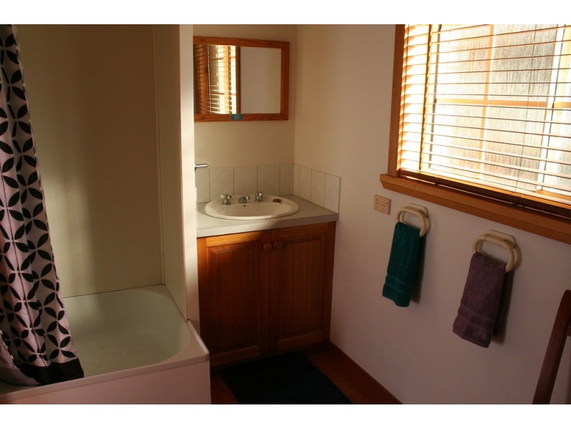 12 Hazards View Drive, Coles Bay TAS 7215