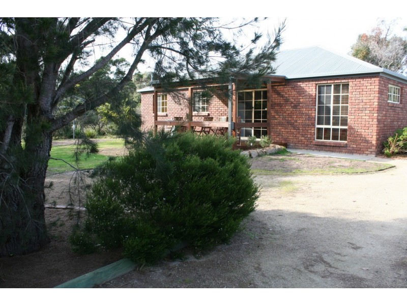 12 Hazards View Drive, Coles Bay TAS 7215