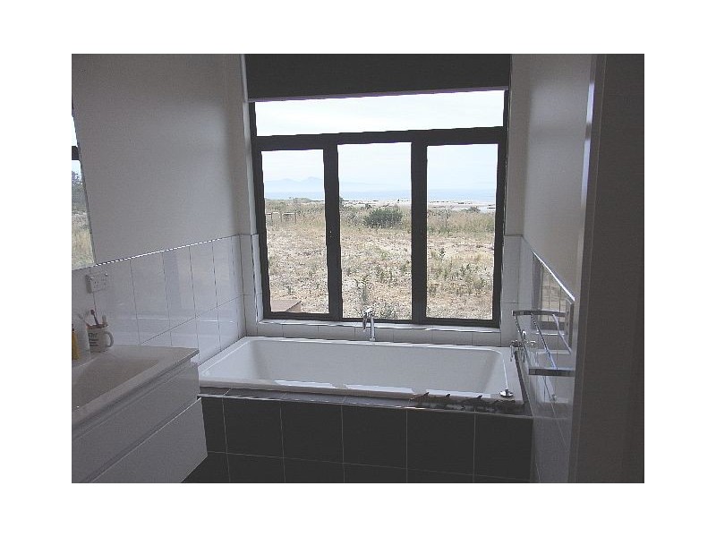 187 Cambria Drive, Swansea TAS 7190