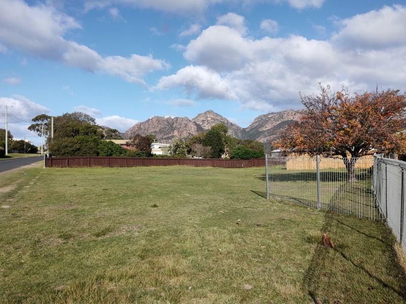 3 Jetty Road, Coles Bay TAS 7215