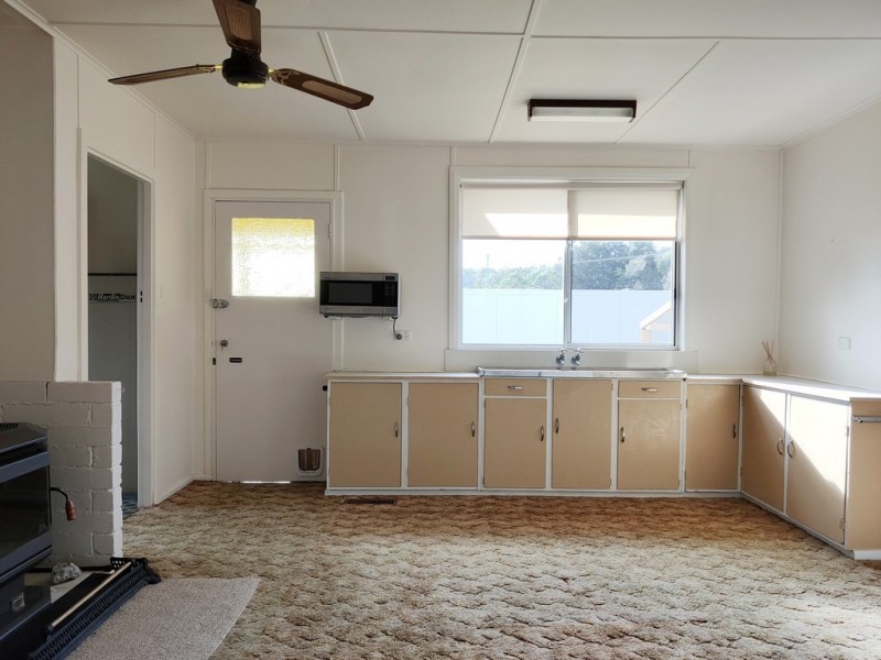 3 Jetty Road, Coles Bay TAS 7215