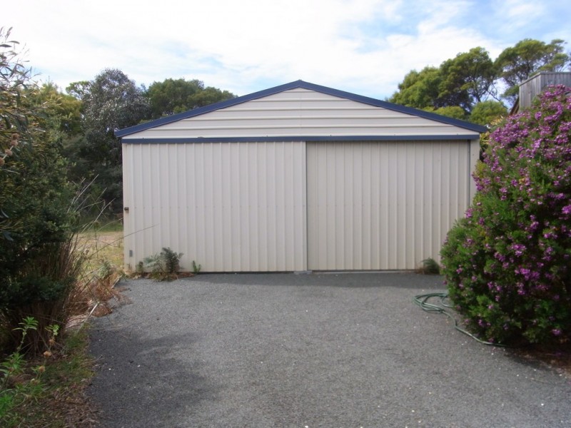 20 Oyster Bay Court, Coles Bay TAS 7215