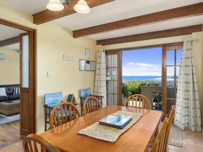 2/2 Tasman Highway, Bicheno TAS 7215