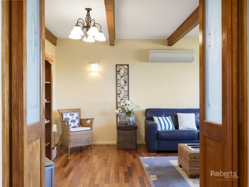 2/2 Tasman Highway, Bicheno TAS 7215