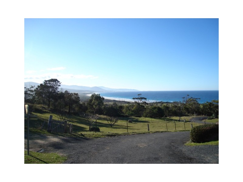 18067 Tasman Highway, Bicheno TAS 7215