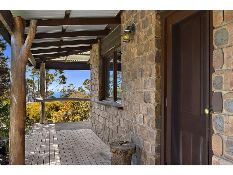 17498 Tasman Highway, Bicheno TAS 7215
