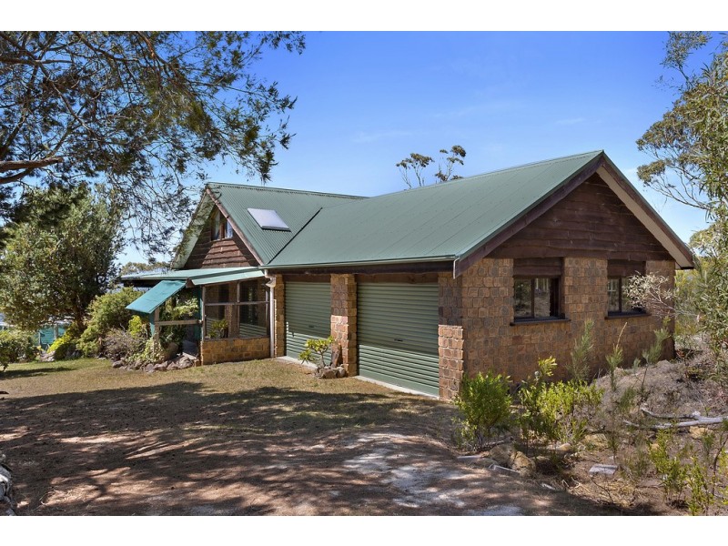 17498 Tasman Highway, Bicheno TAS 7215