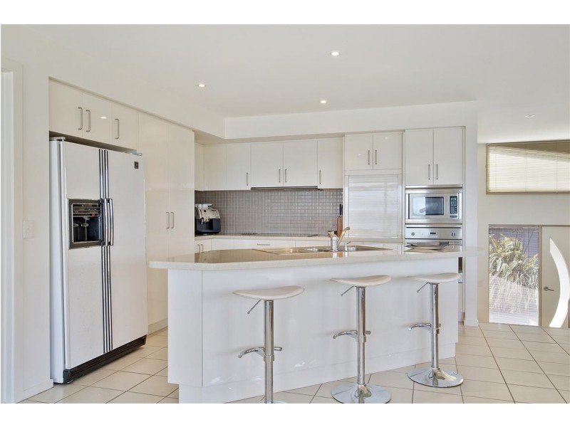 1/11 Aqua Sands Drive, Swansea TAS 7190