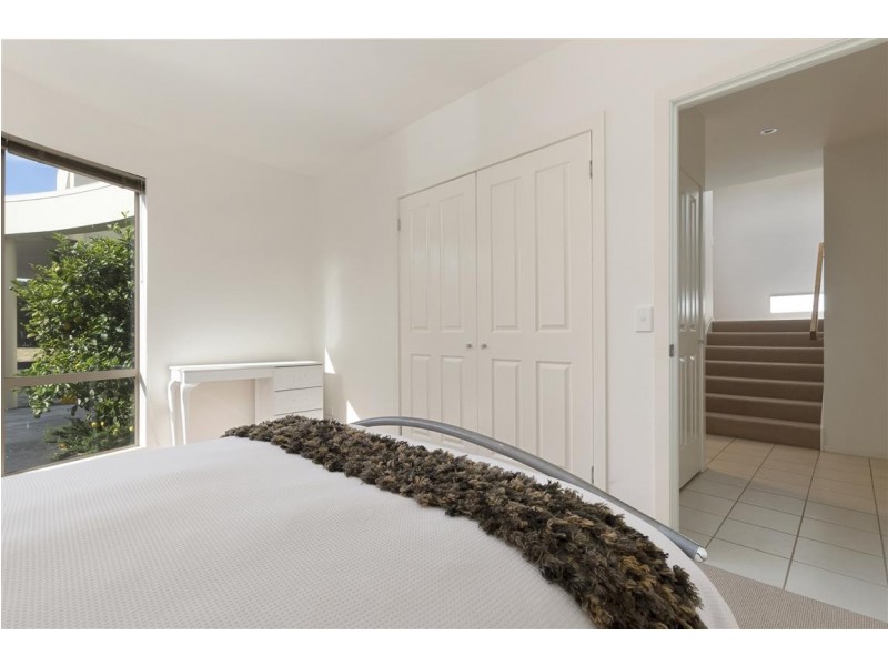 1/11 Aqua Sands Drive, Swansea TAS 7190