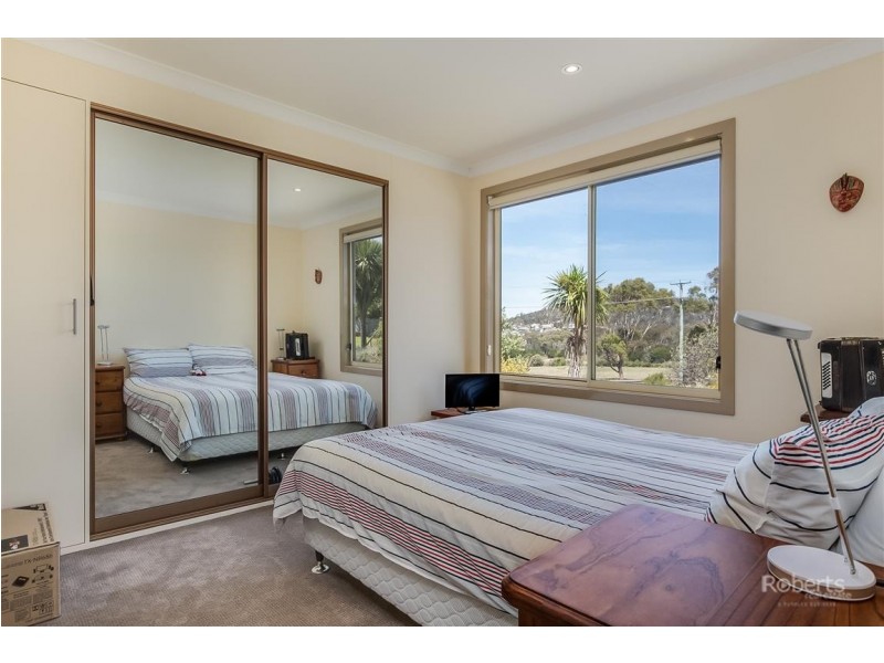 126 Tasman Highway, Bicheno TAS 7215