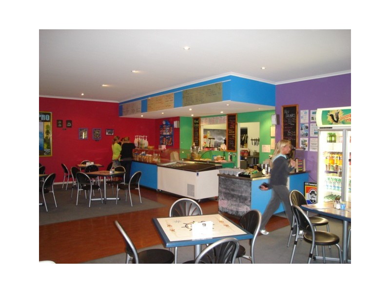 2, 70 Burgess Street, Bicheno TAS 7215