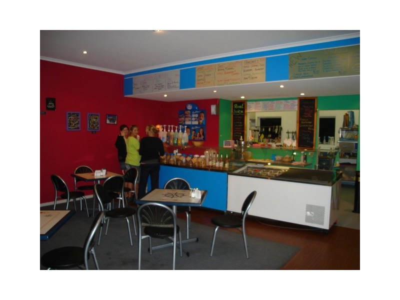 2, 70 Burgess Street, Bicheno TAS 7215